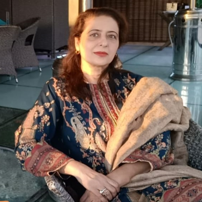 About dr. naureen tassadaq thegem person